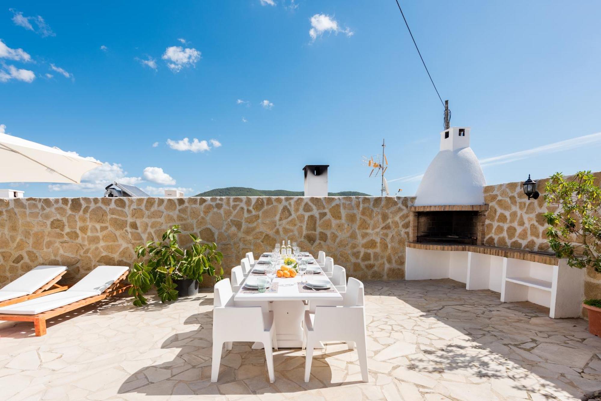 Authentieke Finca, Nabij Het Strand En Restaurants Villa Santa Eularia des Riu Exterior foto