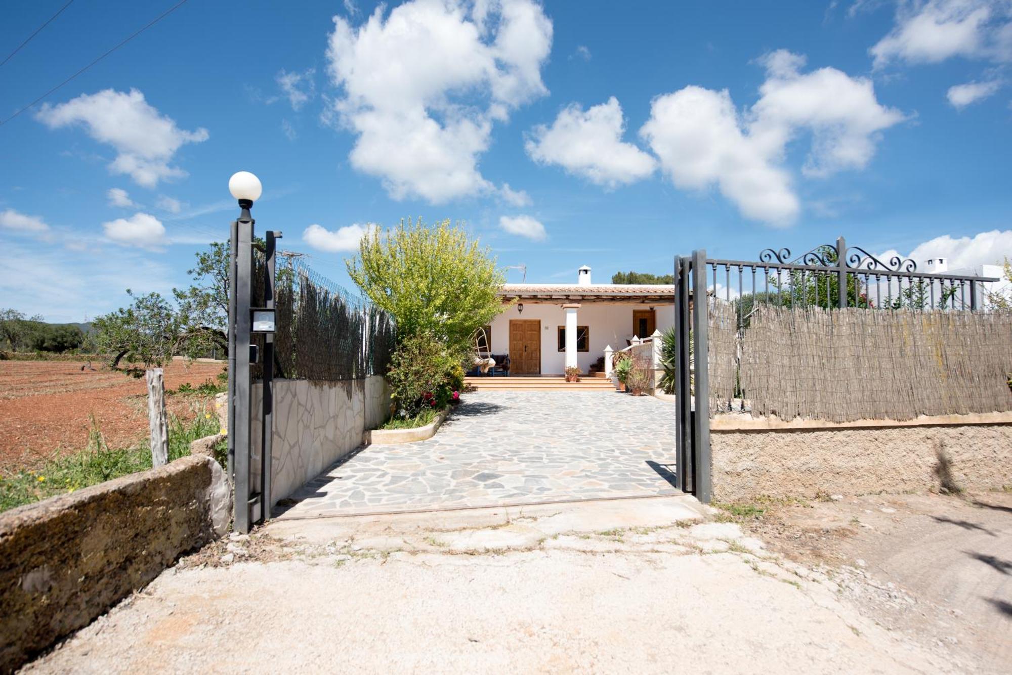 Authentieke Finca, Nabij Het Strand En Restaurants Villa Santa Eularia des Riu Exterior foto